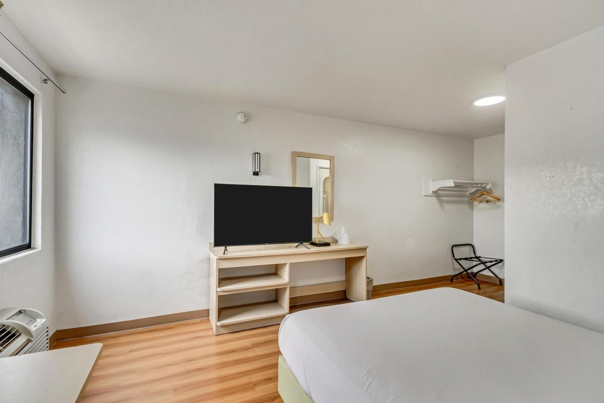 Motel 6 Ogden, Ut- Downtown Εξωτερικό φωτογραφία
